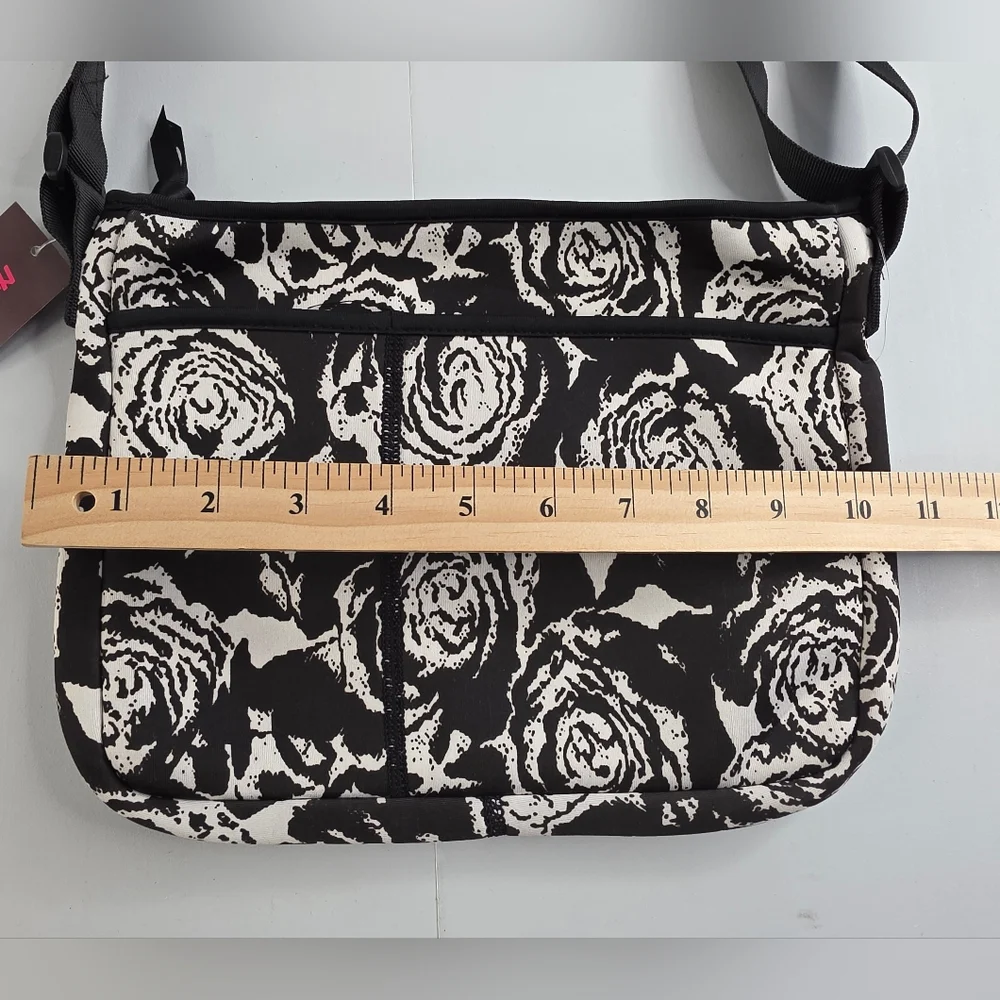 Nupouch measurements 1517 crossbody